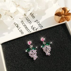 NWT Dainty 925 Silver Grape Earrings
